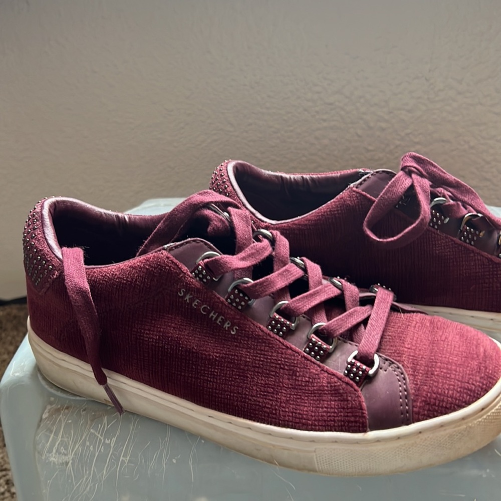 Almost new Sketches low tennis shoes - Picture 2 of 7